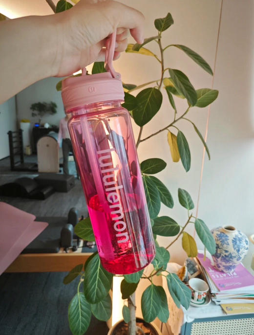 lulu运动水杯710ml 商品图2