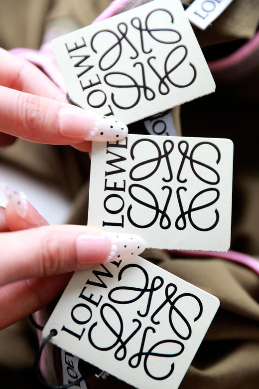 上身简直绝了啊！！刺绣工艺+复古拼接，法式圆领半袖t恤E040668 商品图2