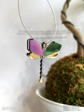 6041004、蜻蜓胸针。具体价格微信操作