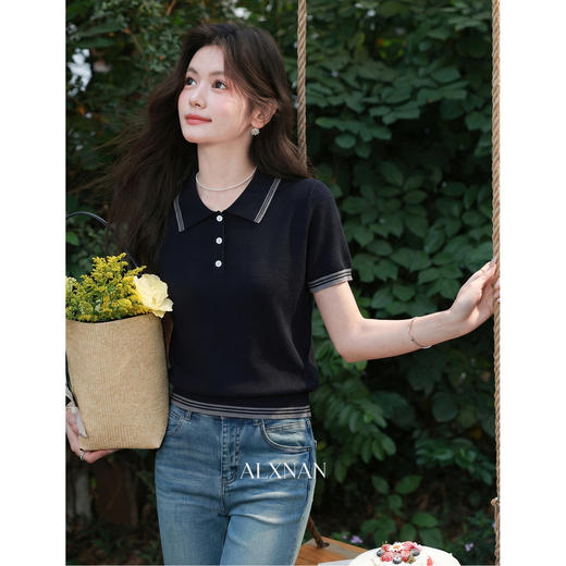 鹿向南【0331/20:00新品前1小时7折限量100件】黑色短袖针织衫 商品图0