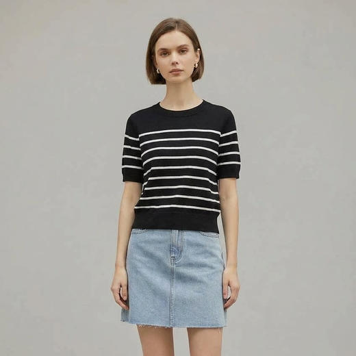 「自」全新升级【铂金会员146/天猫199/差价53】(14348)洛诗琳气质天丝圆领条纹短袖2026新款休闲百搭显瘦针织T恤 商品图3
