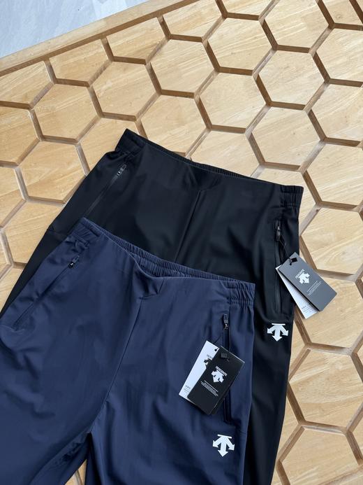 点此购买 迪桑特春夏季男士户外运动速干透气休闲裤 kad 324620 商品图5