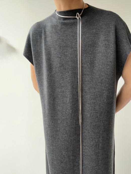 FE｜无袖金句开衩小黑裙 真丝羊毛 双侧开衩 [ 灰 / 米 ] 商品图6