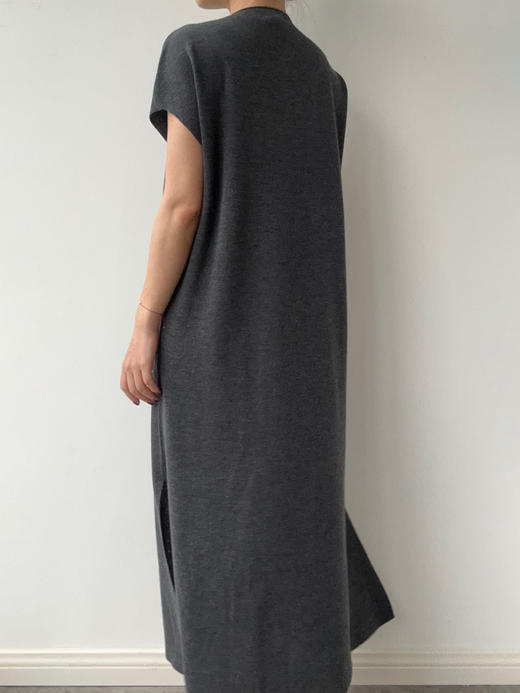 FE｜无袖金句开衩小黑裙 真丝羊毛 双侧开衩 [ 灰 / 米 ] 商品图11