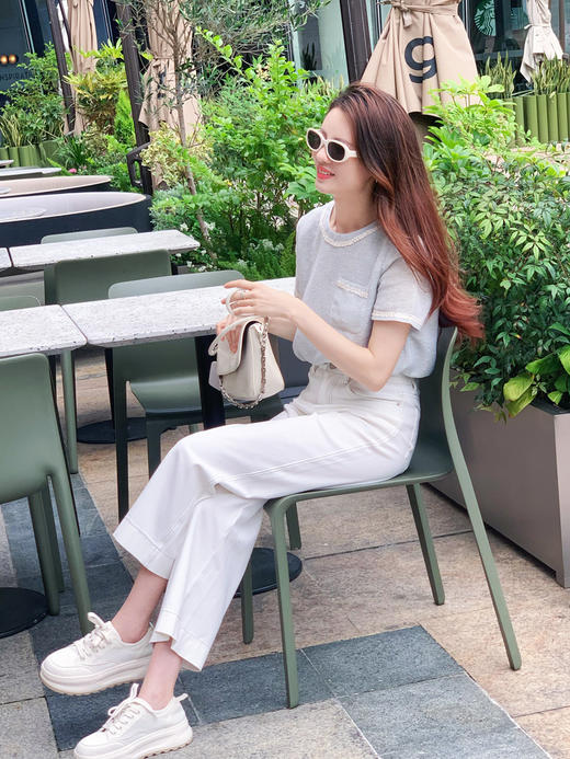 【百图 lulu定制】【香香千金上衣】轻奢 香风 花纱肌理 重工手工编织 短袖上衣 商品图4