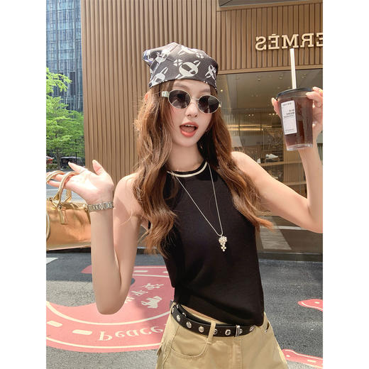 <曾小咸推荐>韩系2色挂脖吊带背心百搭针织【预售款，预计3-15天！！】 商品图1