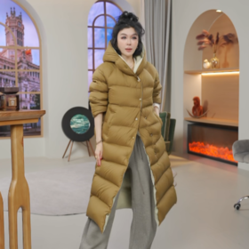 潘依绣丁丁宠粉 【小火炉】进口白鸭绒慵懒通勤衍缝连帽羽绒服 MJC056