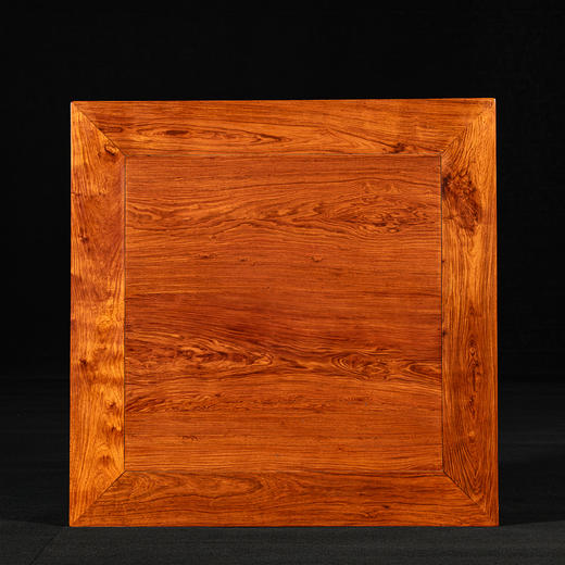 二十世纪 黄花梨一腿三牙高罗锅枨八仙桌 商品图3