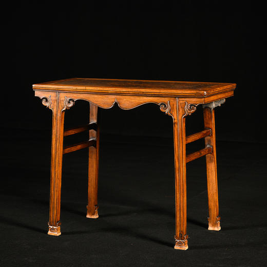 清	黄花梨镶瘿木插肩榫云纹平头案 商品图4