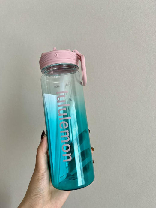 lulu运动水杯710ml 商品图7