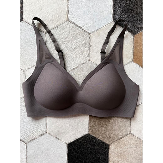 【贝拉推荐|团购更优惠】零压呼吸 极简无痕无压无钢圈文胸 果冻条承托舒适无比 M-2XL 商品图8