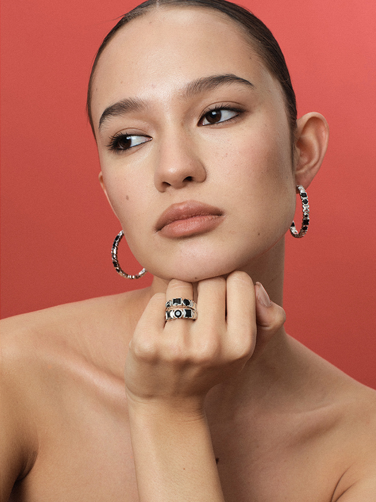 TR她热 摩登指令 银色黑锆石拼接百搭高级设计感叠戴可调节开口戒指