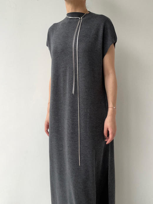 FE｜无袖金句开衩小黑裙 真丝羊毛 双侧开衩 [ 灰 / 米 ] 商品图10