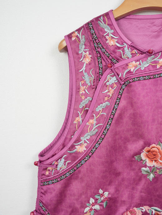 M260629长款马甲 商品图3