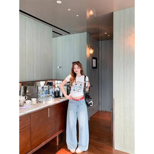 <曾小咸推荐>韩系设计感印花短款T恤上衣【预售款，预计3-15天！！】 商品图4