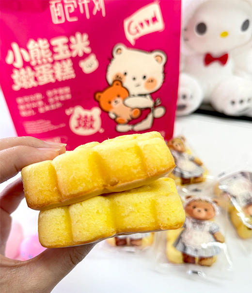 面包计划新品~小熊玉米嫩蛋糕~ 把云朵和奶香揉进了孩子的零食时光✨  ✅53%高比例新鲜鸡蛋——蛋糕体更松软、营养更足 商品图4
