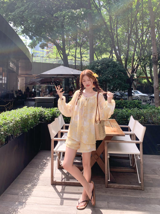 <曾小咸推荐>4.7现货秒杀 ！微信超特价！度假风印花短裤 日常119.99 立减70 秒杀49.99！！ 商品图5