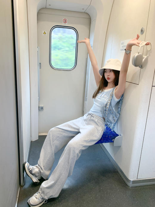 <曾小咸推荐>4.7现货秒杀 ！微信超特价！韩系假两件印花背心 日常119.99 立减60 秒杀59.99！！ 商品图6