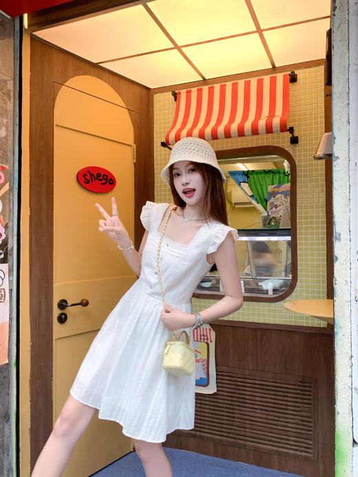 <曾小咸推荐>4.7现货秒杀 ！微信超特价！方领荷叶边小飞袖连衣裙 日常189.99 立减100 秒杀89.99！！ 商品图10