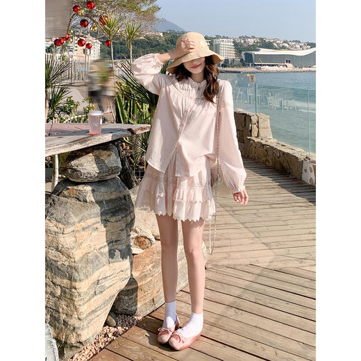 <曾小咸推荐>4.8现货秒杀 ！微信超特价！韩系花边镂空衬衫 日常229.99 立减130 秒杀99.99！！ 花边蛋糕裙 日常199.99 立减120 秒杀79.99！！ 商品图4