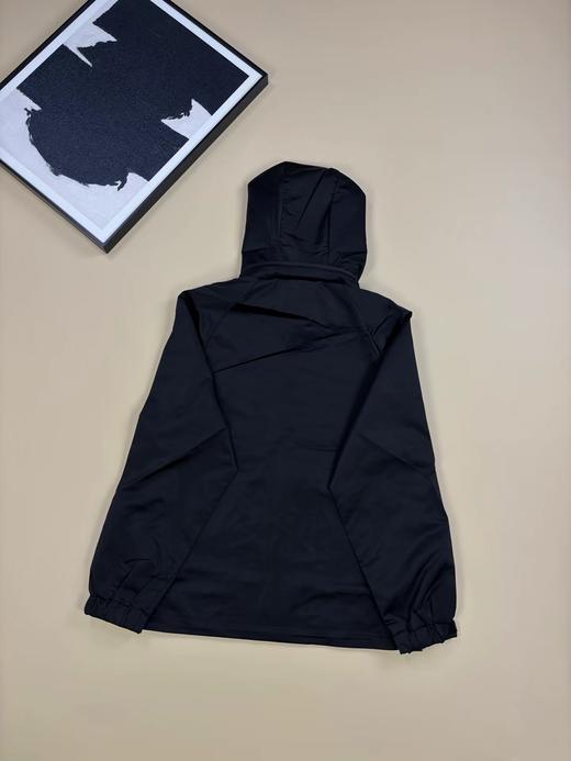 F040702夏季新款时尚休闲透气舒适柔软连帽夹克翻领连帽长袖外套 商品图3