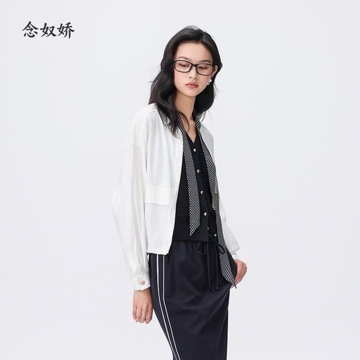 【商场同款】CNJ6419 “ 白色短外套 ” 轻盈舒适好穿好搭配 商品图4