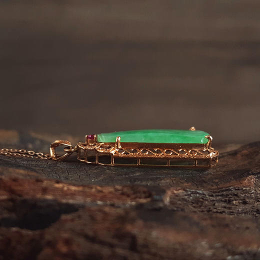 【天然正品】A货翡翠AU750黄金镶钻镶天然细腻糯种飘绿花平安无事牌翡翠吊坠项链35.7*17.7*6.3MM（皆取最大值）141125AH37 商品图6