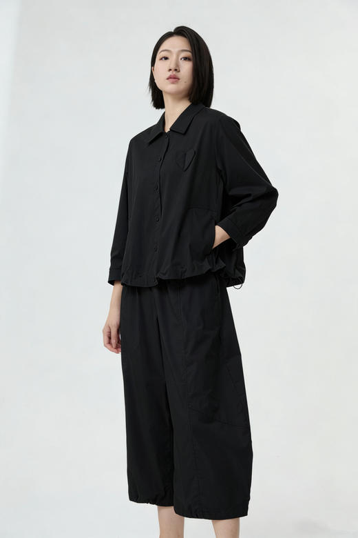 水淼2026春夏休闲正肩阔版抽绳微弹衬衫（两侧有口袋）2371 商品图2