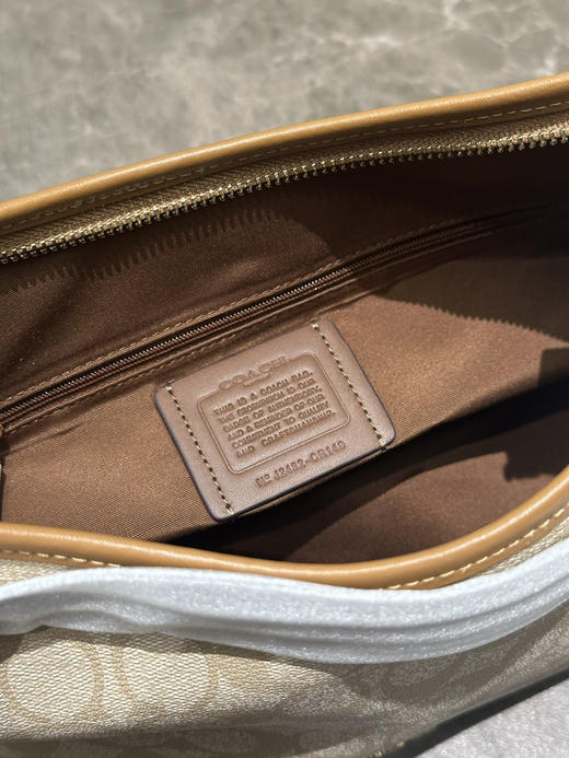 代购级 蔻驰𝐜𝐨𝐚𝐜.𝐡 𝐡𝐨𝐛𝐨流浪包 商品图7