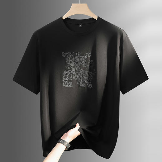 【DPF】大依优型大码男装夏季圆领短袖T恤棉质印花休闲舒适宽松短袖上衣 商品图4