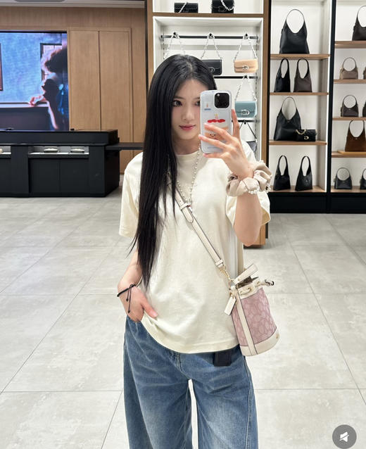 代购级 蔻驰𝗰𝗼𝗮𝗰.𝗵 小水桶 商品图4