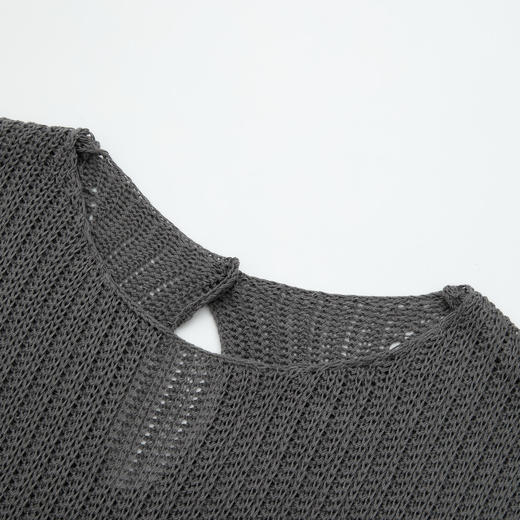 西遇法式圆领无袖针织背心女2026夏季新款镂空露背设计感马甲上衣H0060248 商品图5