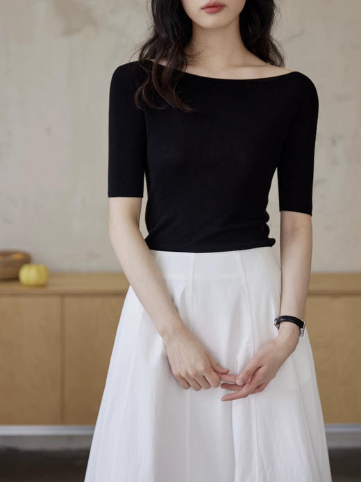 爆款3-7天发货！cosAcosB显瘦一字领莱赛尔天丝中袖针织杉M9360 商品图2