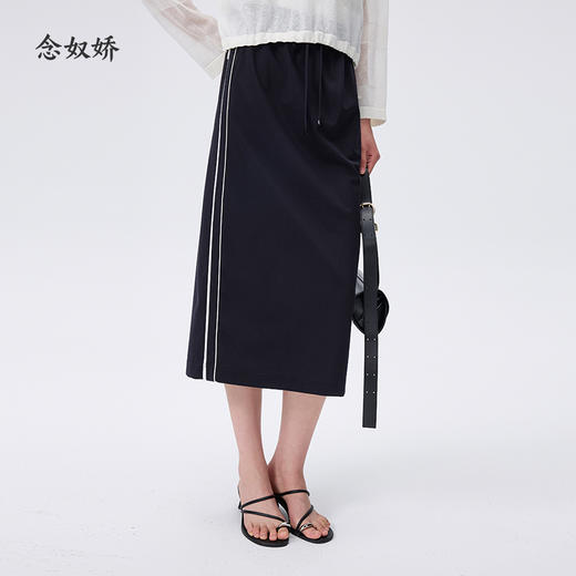 【商场同款】CNS6418 “ 休闲风半裙 ” 舒适好穿有弹力 侧条增加动感更显腿长 商品图4