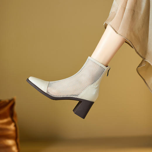 【预售5天】真皮网纱凉靴女夏季新款粗跟高跟短靴百搭显瘦透气镂空凉鞋CZ&C-2045 商品图0