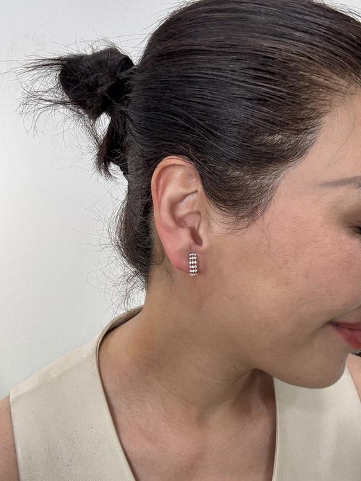 【日本溯源之旅】 18k 粉金钻石耳扣  大小耳垂皆可戴 镂空设计 排钻镶嵌 钻石 0.5ct 经典弹力夹 3.1g 商品图4