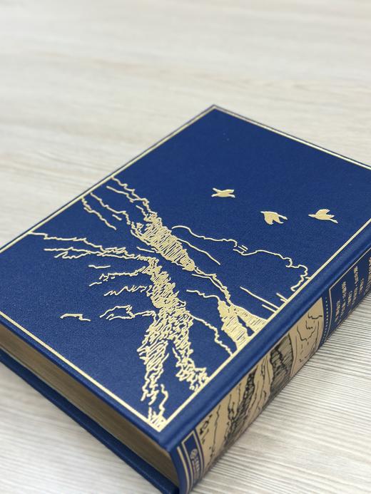 【限量珍藏版】《尼尔斯骑鹅旅行记》，封面进口漆布材质，书口三面鎏金【前50位下单送石琴娥签名钤印书票，赠完即止】 商品图6