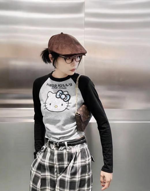 F040722春季新款甜美辣妹风HelloKitty猫咪蕾丝蝴蝶结刺绣圆领修身插肩袖T恤长袖 商品图13