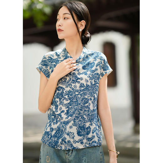 「高货kbnq」全新升级【铂金会员395/天猫529/差价134】(03852)洛诗琳轻奢真丝双绉立领上衣2026新中式国风短袖衬衫 商品图2