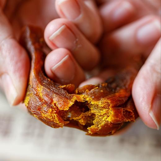 【奕虹推荐小零食】【贝贝南瓜干&整根带皮地瓜干】贝贝南瓜干只取果肉精华，南瓜本身熬出自然甜香入口糯到拉丝，绵密不粘牙，，蜜制地瓜干 带皮地瓜烤出杏脯级软糯 商品图4