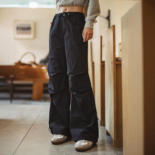 马登美式褶皱高街工装vibe风伞兵裤阔腿抽绳束脚舞蹈长裤春夏女 商品图0