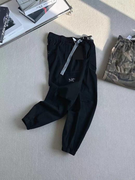 F040757男女同款直筒宽松舒适冲锋裤军事风迷彩工装束脚裤 商品图5