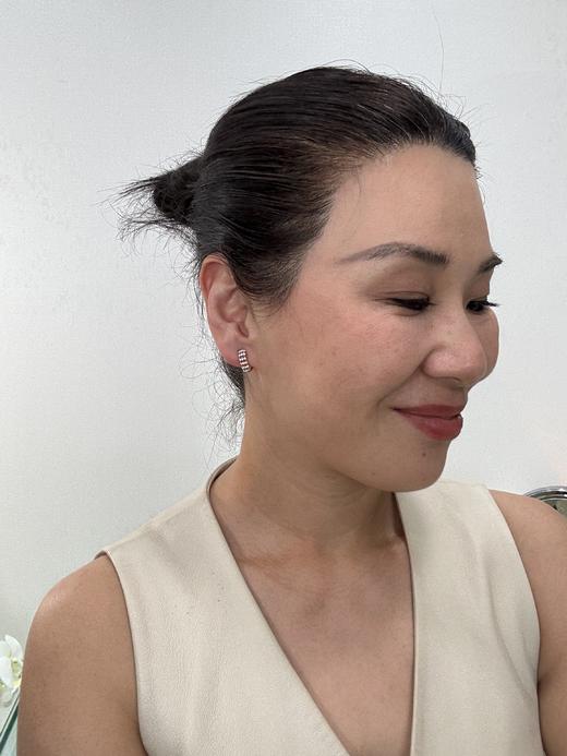 【日本溯源之旅】 18k 粉金钻石耳扣  大小耳垂皆可戴 镂空设计 排钻镶嵌 钻石 0.5ct 经典弹力夹 3.1g 商品图6