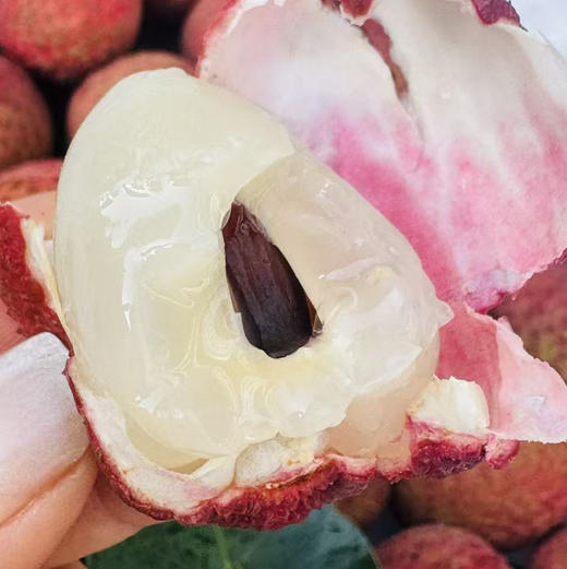 【先人一步桂花香味荔枝】淡淡的桂花香味，清甜皮薄脆，一口下去[色]爆浆而出，下喉还留桂花幽香 商品图1