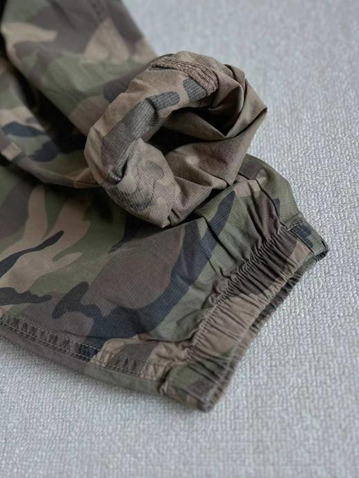 F040757男女同款直筒宽松舒适冲锋裤军事风迷彩工装束脚裤 商品图11