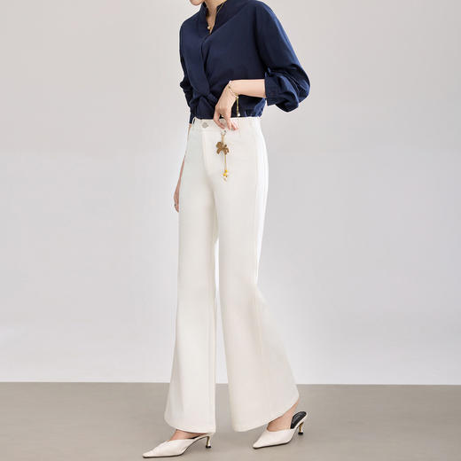 「高货wl」全新升级【铂金会员220/天猫299/差价79】(02719)洛诗琳气质显瘦喇叭裤女2026春夏新款小马吊坠高腰直筒裤 商品图0