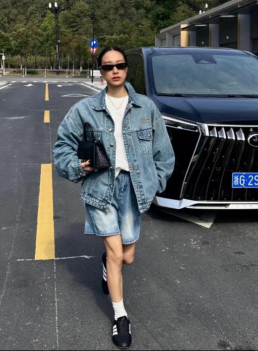 F040712春夏季新款复古水洗牛仔字母贴布绣拼色牛仔夹克长袖外套 商品图7