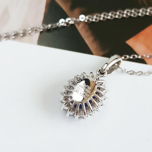 【天然正品】AU750白金镶钻镶天然近全净体5A级1.131克拉坦桑石吊坠项链16.9*8.3*5.6MM（皆取最大值）190326NJS18 商品图5