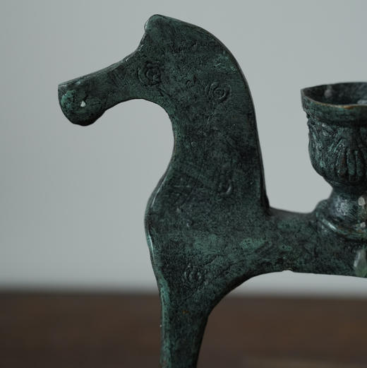 【苏州】欧洲中古青铜马型雕塑烛台 商品图2