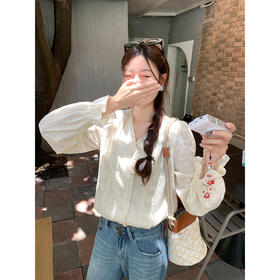 <曾小咸推荐>法式泡泡袖花边衬衫